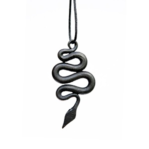 Kovaný přívěsek Had