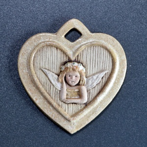 Keramické srdíčko ploché Andílek 106