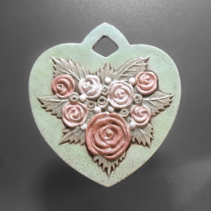 Keramické srdíčko ploché Květy 418
