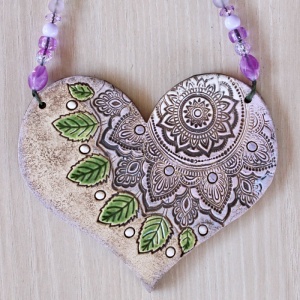 Srdíčko mandala 13 cm, fialový tón