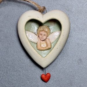 Keramické srdíčko duté s výřezem Anděl 201