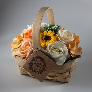 Mýdlová kytice v košíku M Klára