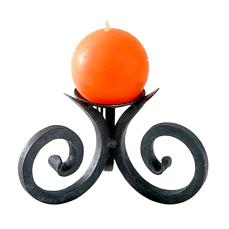 Svícen kovaný, Fontána