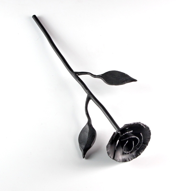 Kovaná růže 27 cm, nízký květ