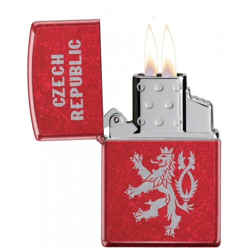 Zapalovač Zippo 26038 Czech Lion, Candy Apple Red, plynový, dvoutryskový